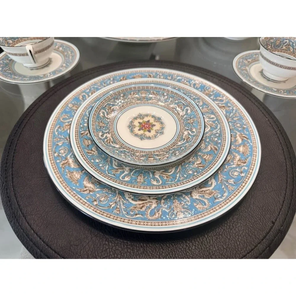 Wedgwood Florentine Turquoise Dinnerware 5 pcs Set - Dragon & Phoenix Motif